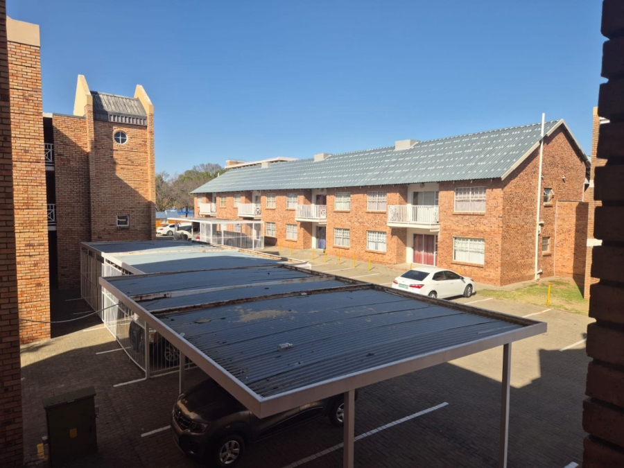 4 Bedroom Property for Sale in Willows Free State